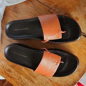 Donald J Pliner FiFi Leather Slides sz 10 Orange